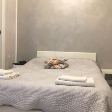 Appartement Studio Monte Ceneri à Milan Extérieur photo